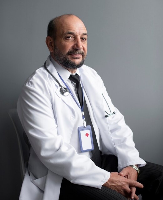 Dr. Pablo González